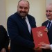 Podpisanie umowy na budowę sali sportowej w Koszelewach