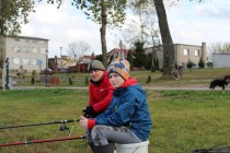 Żabiny: Rodzinne wędkowanie i zarybianie