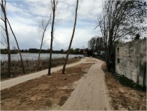 Budowa drugiego etapu ścieżki wokół jeziora w Rybnie