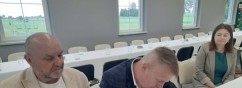 Tekst alternatywny: Umowa podpisana - droga w Hartowcu do przebudowy